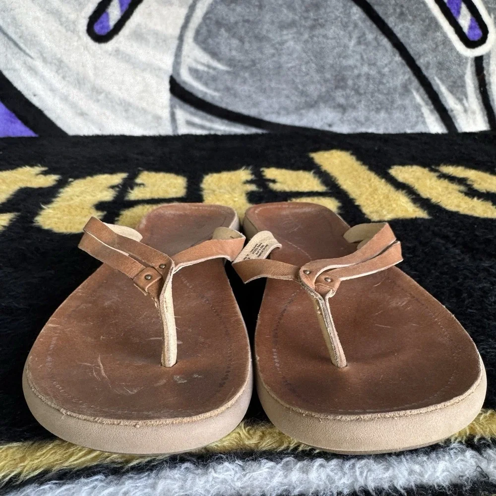 Size 39/W9 - OluKai Kapehe Luana Flip Flops Womens Sahara Leather Shoes